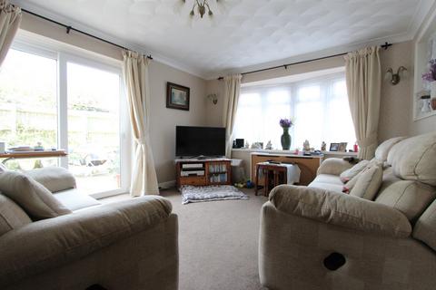 3 bedroom detached house for sale, London Road, Deal, CT14