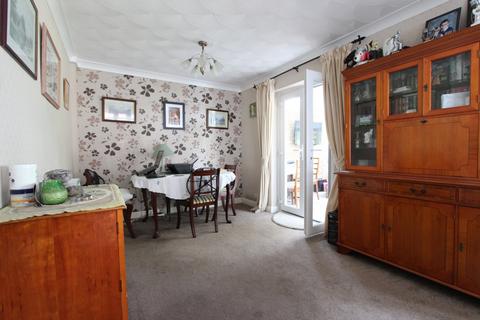3 bedroom detached house for sale, London Road, Deal, CT14