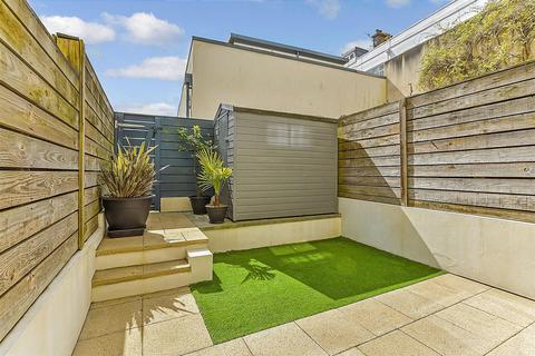 4 bedroom townhouse for sale, Upper Gloucester Road, Brighton, East Sussex