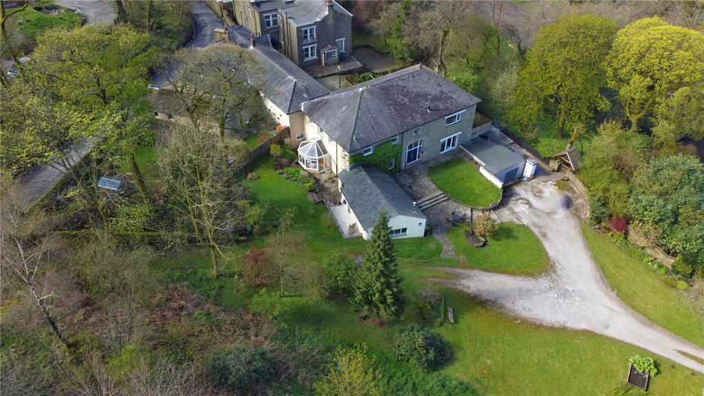Clough End Road, Haslingden, Rossendale, BB4 4 bed semidetached house
