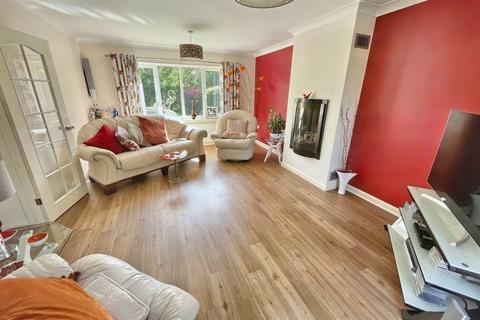 1 Burgate Fields, Fordingbridge, SP6 1LR
