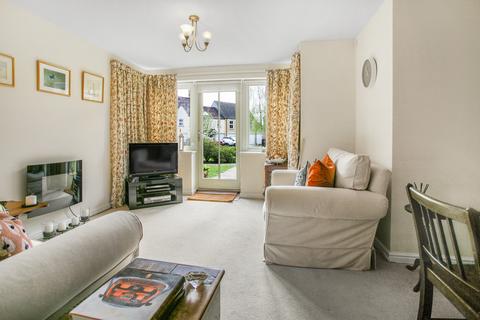 2 bedroom apartment for sale, Coachmans Court, Station Road, Moreton-in-Marsh, Gloucestershire. GL56 0DE