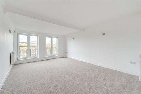 2 bedroom flat for sale, Steyne Gardens, Worthing, West Sussex, BN11