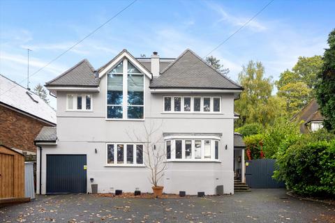 5 bedroom detached house for sale, Drakes Close, Esher, Surrey, KT10