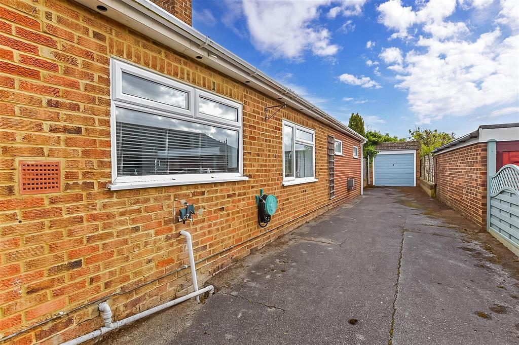 Driveway/Parking