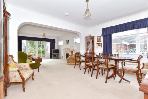 The Willows Malling Road, Teston, Maidstone, ME18 5AR