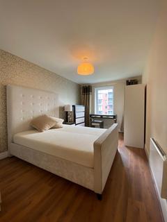 1 bedroom flat for sale, Queenstown Road, London SW11