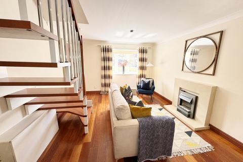 2 bedroom end of terrace house for sale, Glen Clova Drive, Cumbernauld G68