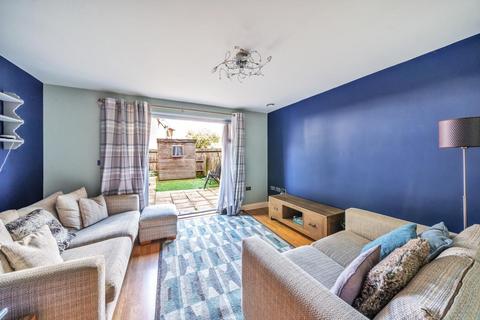 26 Cowdrey Mews, London, SE6 3AP