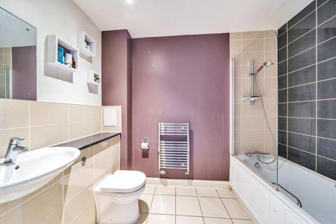 26 Cowdrey Mews, London, SE6 3AP