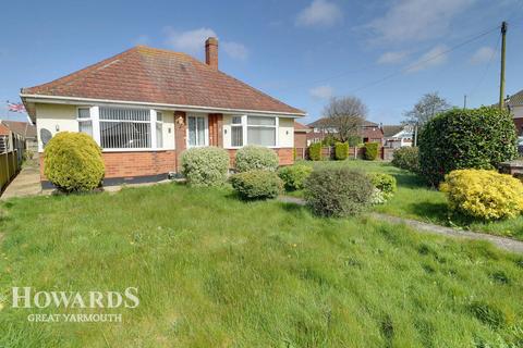 3 bedroom detached bungalow for sale, Kingston Avenue, Caister-on-Sea