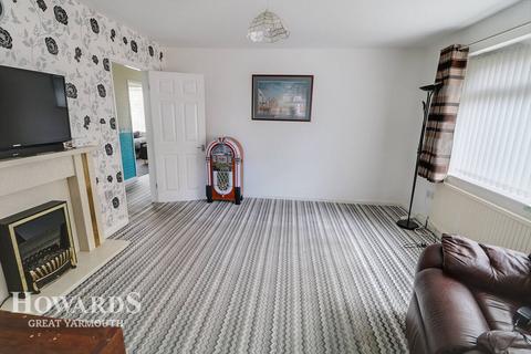 3 bedroom detached bungalow for sale, Kingston Avenue, Caister-on-Sea