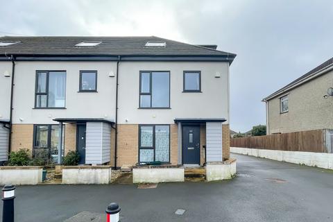 4 bedroom end of terrace house to rent, Rodway Road, Patchway, Bristol, Gloucestershire, BS34