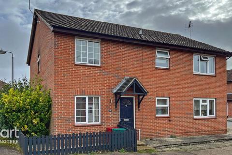 2 bedroom semi-detached house for sale, Nash Close, Lawford Dale, Manningtree, Essex