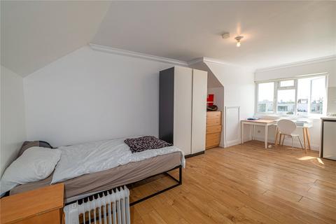 Studio to rent, Mazenod Avenue, Kilburn, London, NW6