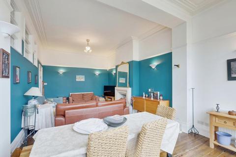 2 bedroom apartment for sale, Finchley Road, Westcliff-on-sea, SS0