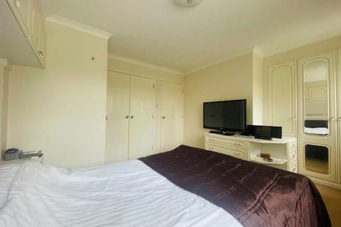 17 Eagleton Rise, High Green, Sheffield, S35 4DR