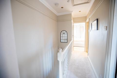 8 Folly Road, Deanshanger, Milton Keynes, MK19 6HZ