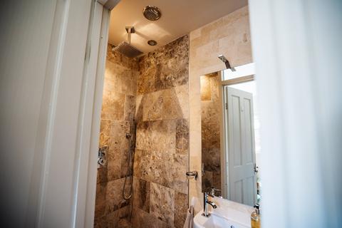 8 Folly Road, Deanshanger, Milton Keynes, MK19 6HZ