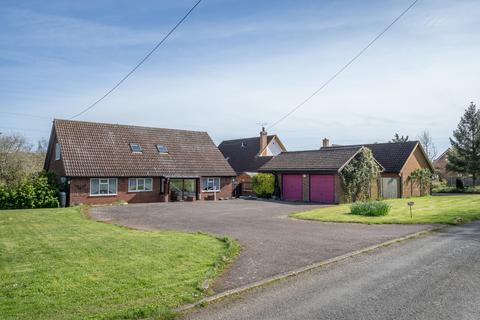 4 bedroom detached house for sale, Mill Road, Saxmundham IP17