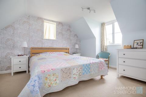 The Chalet Bell Road, Rockland St Peter, Attleborough, NR17 1UL