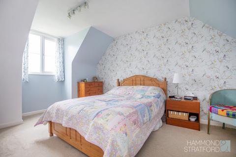 The Chalet Bell Road, Rockland St Peter, Attleborough, NR17 1UL