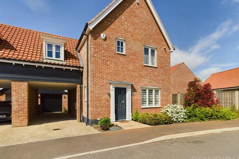 12 Aircraft Drive, Watton, Thetford, IP25 6ZA