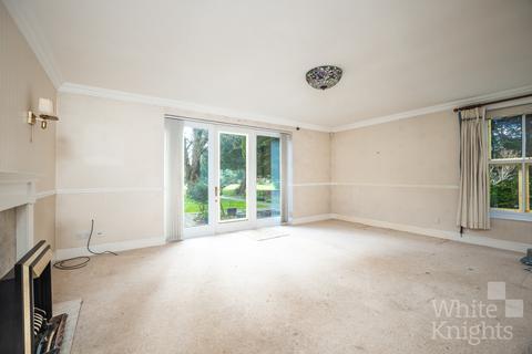 2 bedroom apartment for sale, West Court, West Drive, Sonning, Reading, RG4 6GL