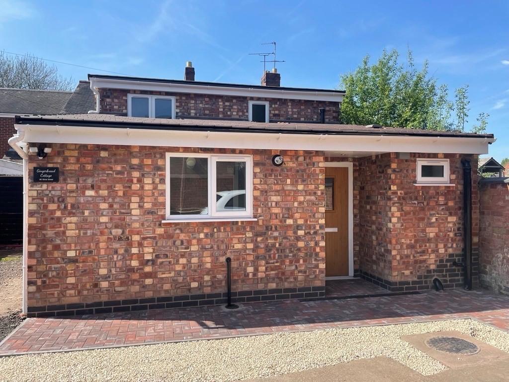 Silver street, Whitwick LE67 1 bed cottage to rent £850 pcm (£196 pw)