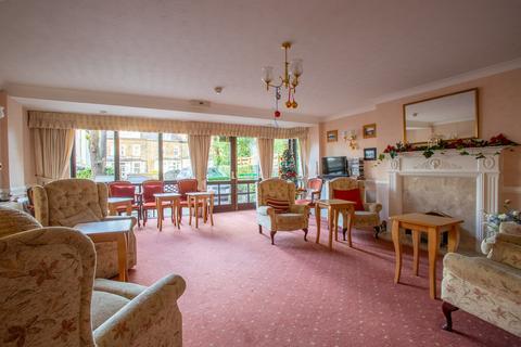 1 bedroom apartment for sale, 15 Alexandra Court, Ellerthwaite Road, Windermere, Cumbria, LA23 2PR