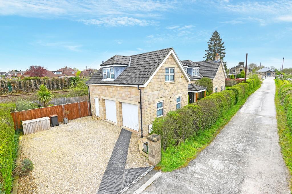 Forest Gardens, Harrogate 4 bed detached house for sale £670,000