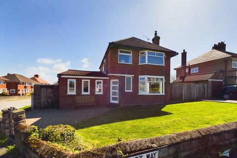 3 bedroom detached house for sale, Arnot Way, Wirral CH63