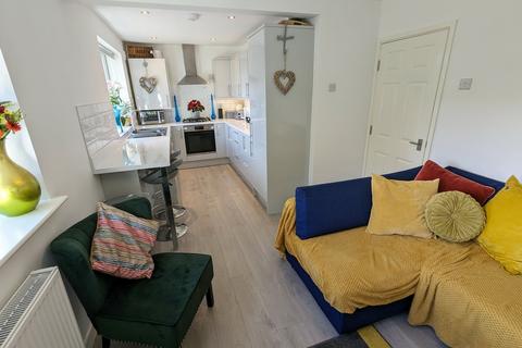 2 bedroom maisonette for sale, Elmdon Close, Solihull
