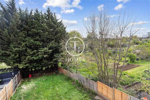 3 bedroom semi-detached house for sale, Cardrew Avenue, London, N12