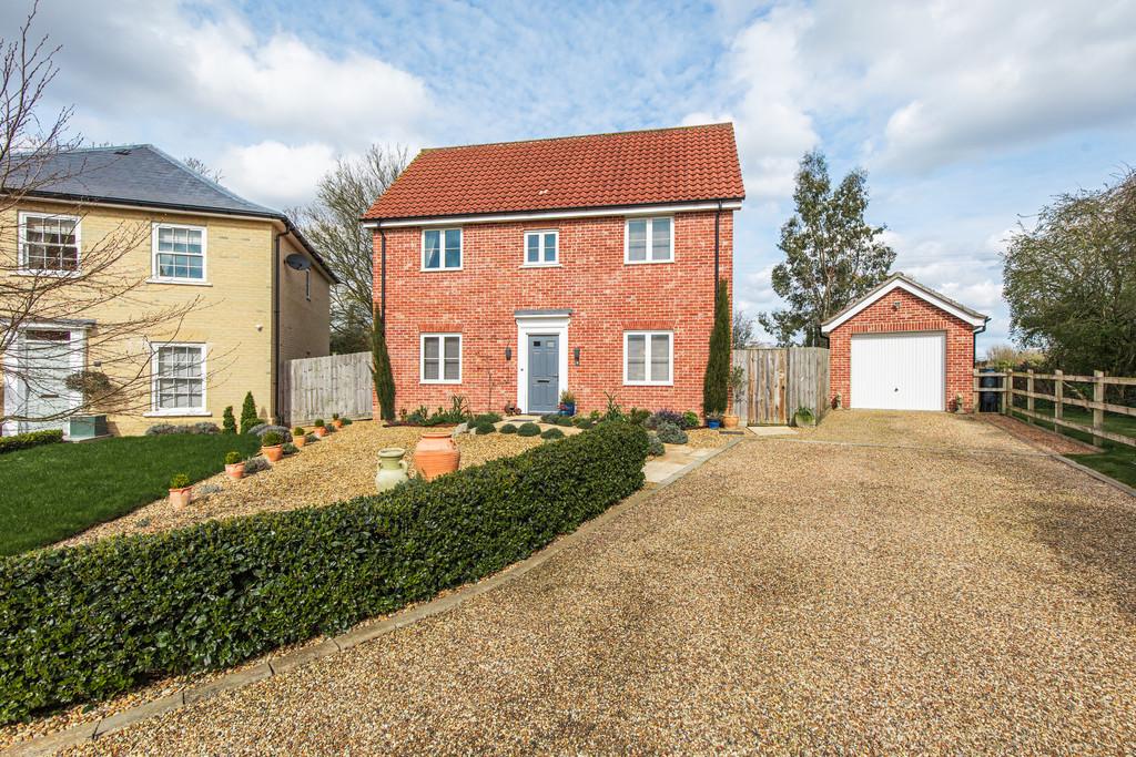 Hockering, Dereham 3 bed detached house for sale £375,000