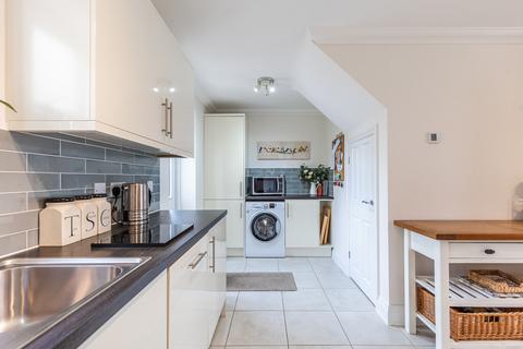 9 Canary Close, Hockering, Dereham, NR20 3FA