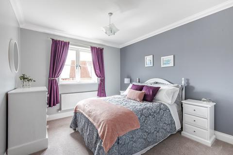 9 Canary Close, Hockering, Dereham, NR20 3FA