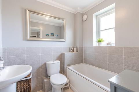 9 Canary Close, Hockering, Dereham, NR20 3FA