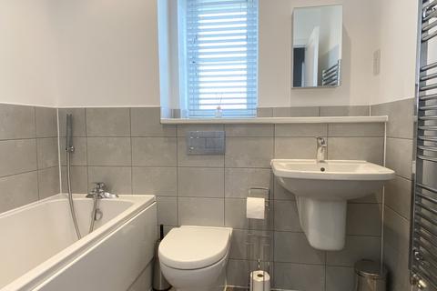8 Buzzard Way, Holt, NR25 6GL