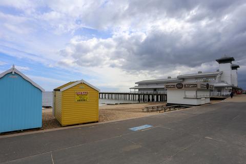 Chalet for sale, Felixstowe IP11