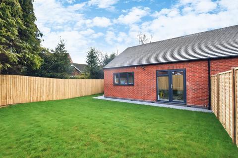 2 bedroom semi-detached bungalow for sale, Cresswell Gardens, Stafford Street