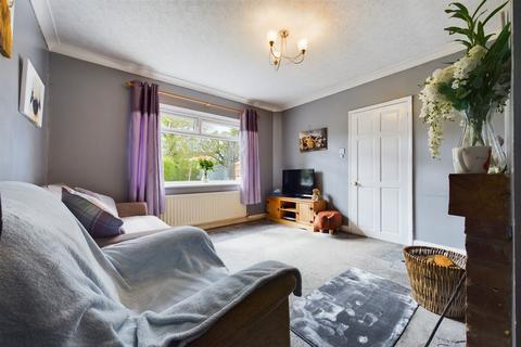 3 bedroom semi-detached house for sale, Hawthorn Close, Denstone