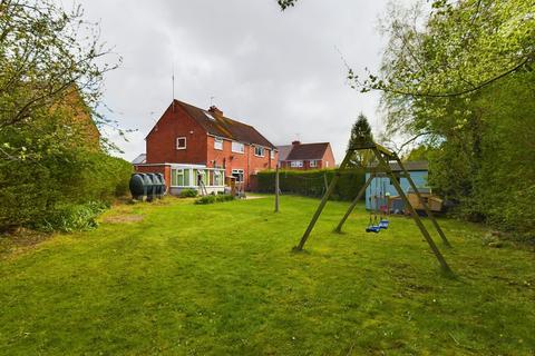 9 Hawthorn Close, Denstone, Uttoxeter, ST14 5HB