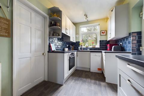 9 Hawthorn Close, Denstone, Uttoxeter, ST14 5HB