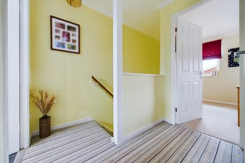 30 Birches Close, Stretton, Burton-on-trent, DE13 0EY