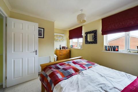 30 Birches Close, Stretton, Burton-on-trent, DE13 0EY