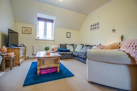 2 bedroom property to rent, Ursa Way, Swindon SN25