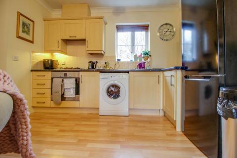 2 bedroom property to rent, Ursa Way, Swindon SN25