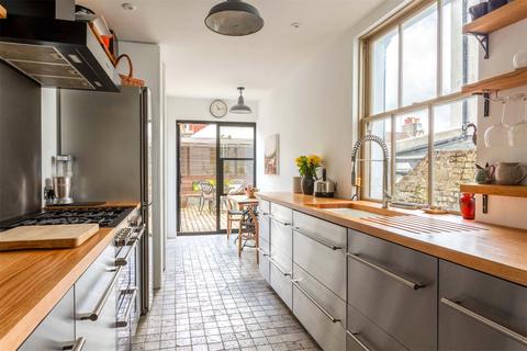 107 Whippingham Road, Brighton, BN2 3PF