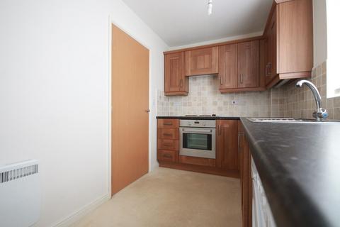 2 bedroom apartment to rent, Quins Croft, Lancashire PR25